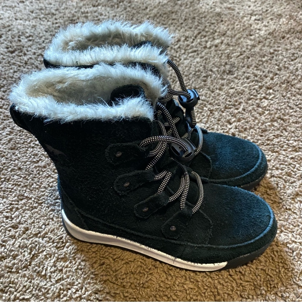 Sorel Youth Whitney II Joan Boots
